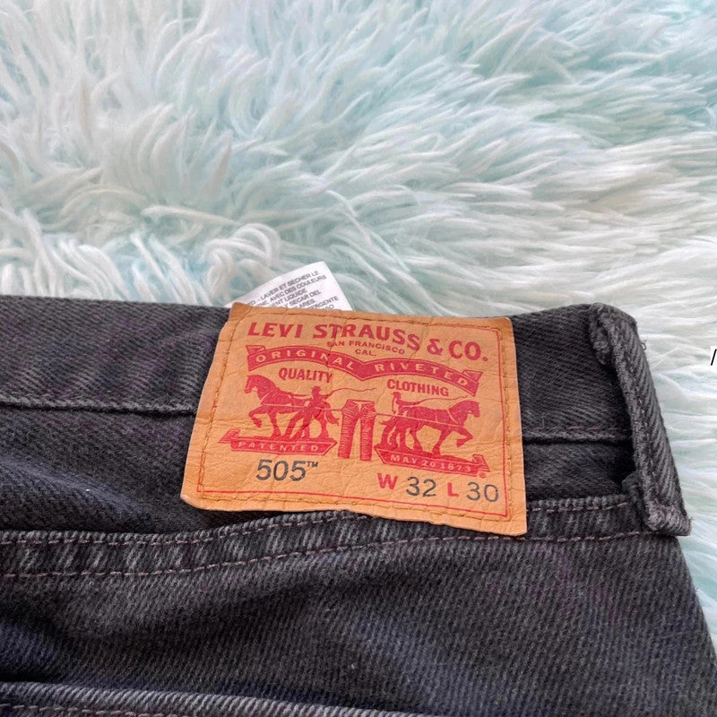 Vintage Black Levi’s 505 Jeans Straight Leg - 32W 30L