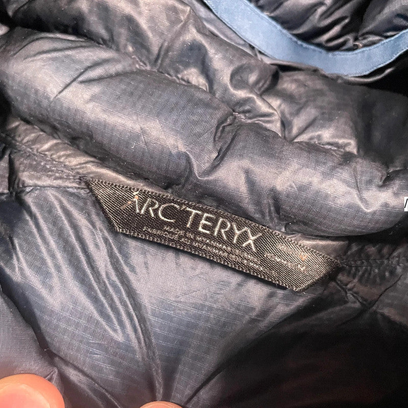 Navy Arc’teryx Puffer Jacket Cerium LT - Medium