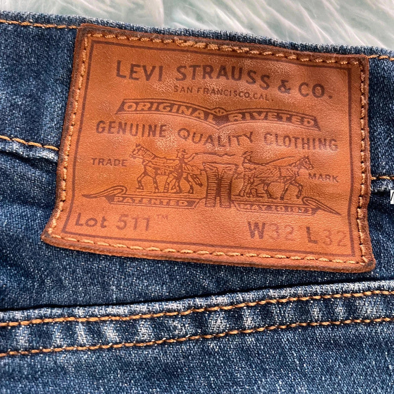 Blue Levi’s 511 Jeans - 30W 30L