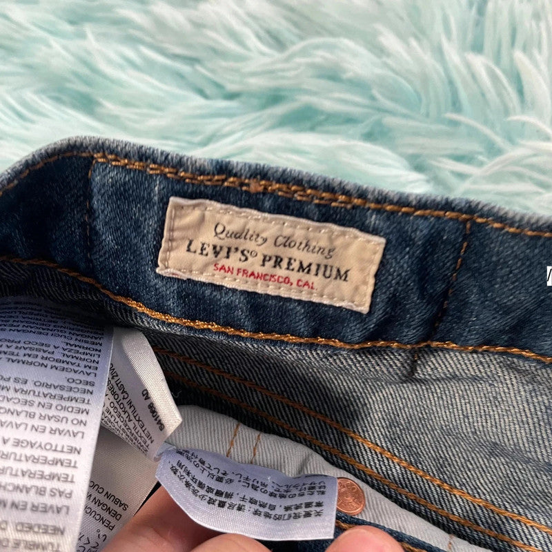 Blue Levi’s 511 Jeans - 30W 30L