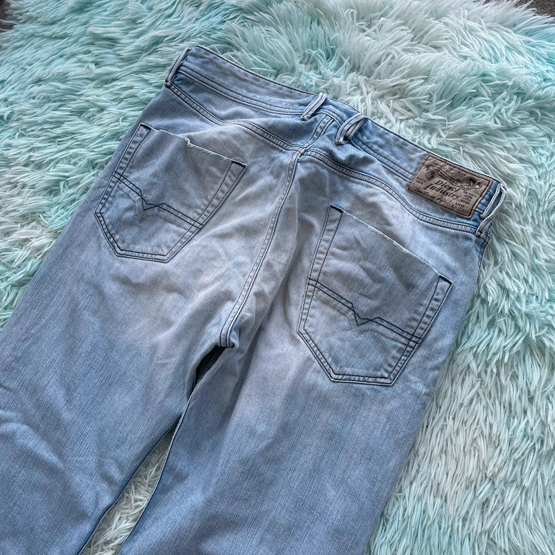 Vintage Lightwash Diesel Jeans Zhavee Wide Leg - W34 L34