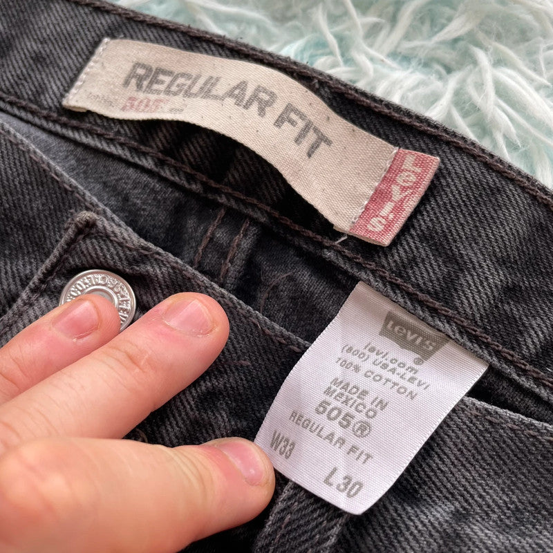 Black Levi’s Jean Shorts Cut Offs 505 - W33