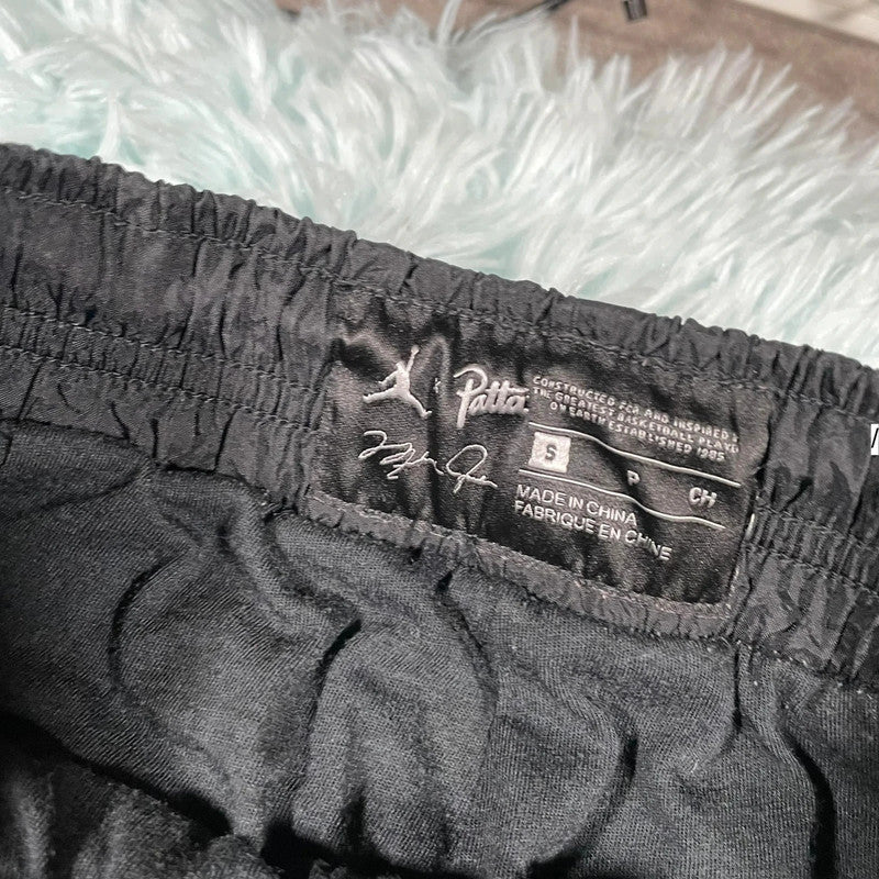 Black Patta x Jordan Tracksuit Bottoms - Medium