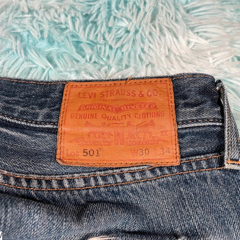 Blue Levi’s 501 Jeans Straight Leg - 30W 34L