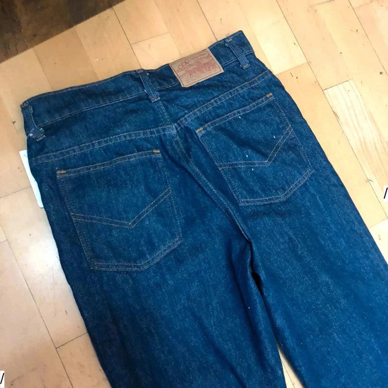 Vintage 80s The Gap Jeans Slim Leg with soft bootcut flare - 28W 32L