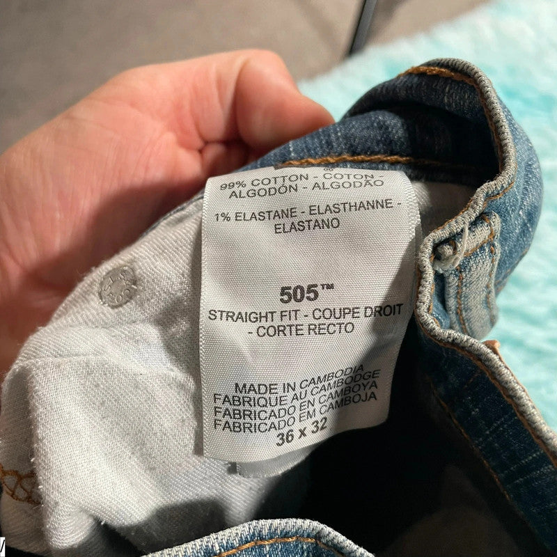 Vintage Levi’s 505 Jeans Straight Leg Bleach Dyed - 36W 32L