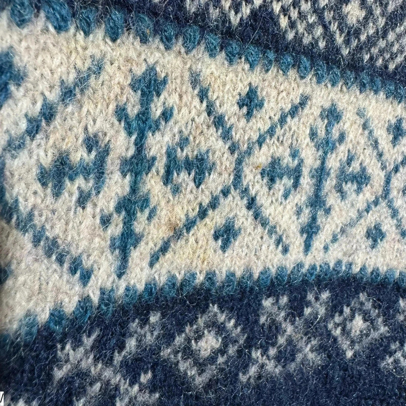 Vintage 90s Navy Nordic Patterned Knitted Jumper - Medium