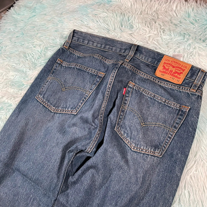 Blue Levi’s Jeans 555 Straight Leg - W32 L28