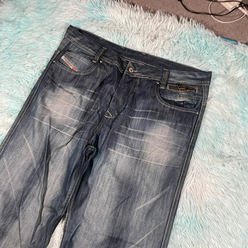 Vintage Y2K Diesel Jeans Straight Leg - W38 L34