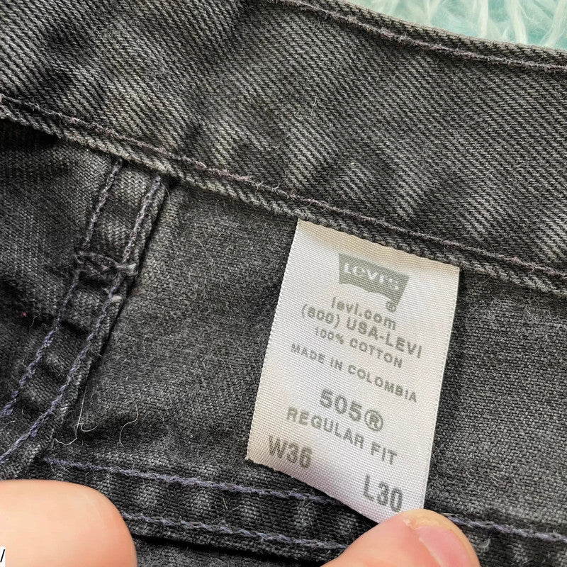 Vintage Dark Grey Levi’s Jeans 505 Straight Loose - W36 L30