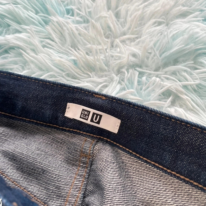 Navy Uniqlo Selvedge Jeans Straight Leg - W33 32L