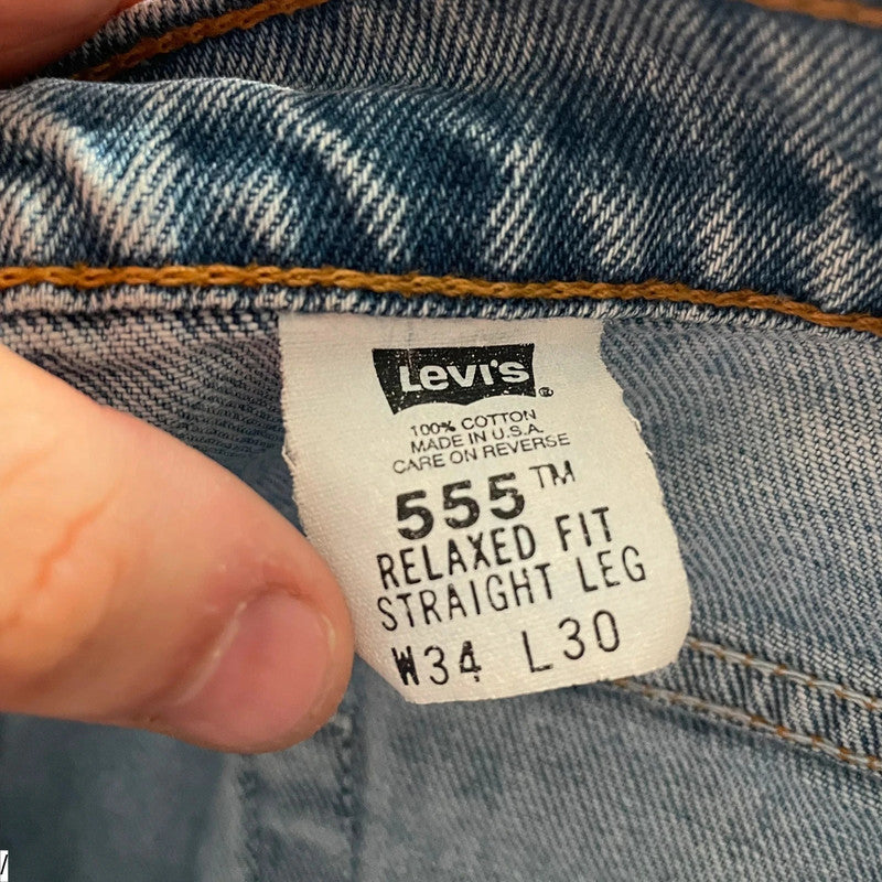 Vintage 90s Lightwash Levi’s Jeans 555 Relaxed Straight Leg - 34W 30L