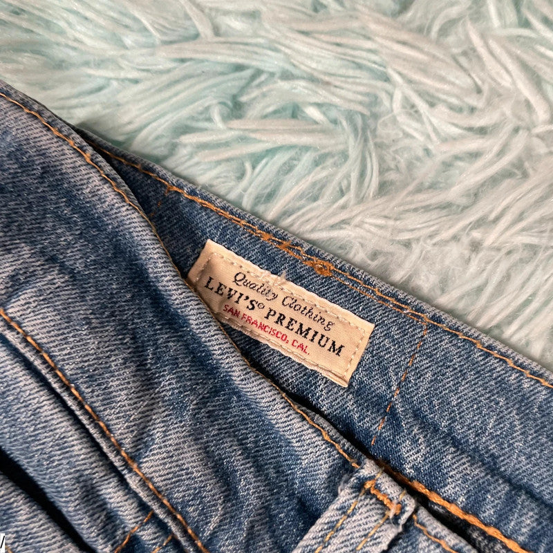 Blue Levi’s Jeans 512 Slim Fit - 30W 30L