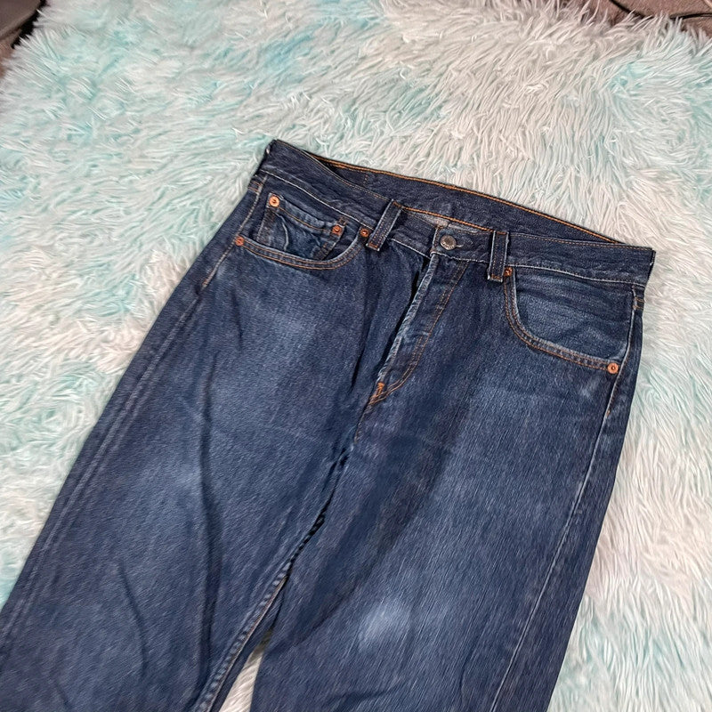 Blue Levi’s Jeans 501 Jeans Straight Leg - W32 L34