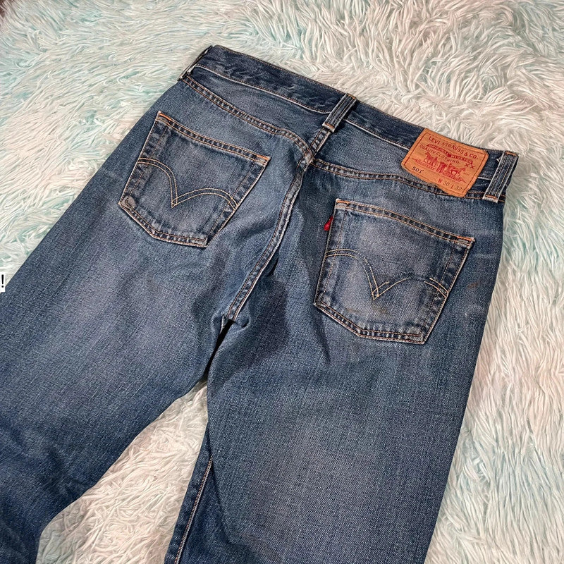 Blue Levi’s Jeans 501 Straight Leg - 30W 32L