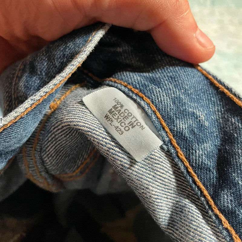 Blue Levi’s Jeans 501 Straight Leg - 30W 32L