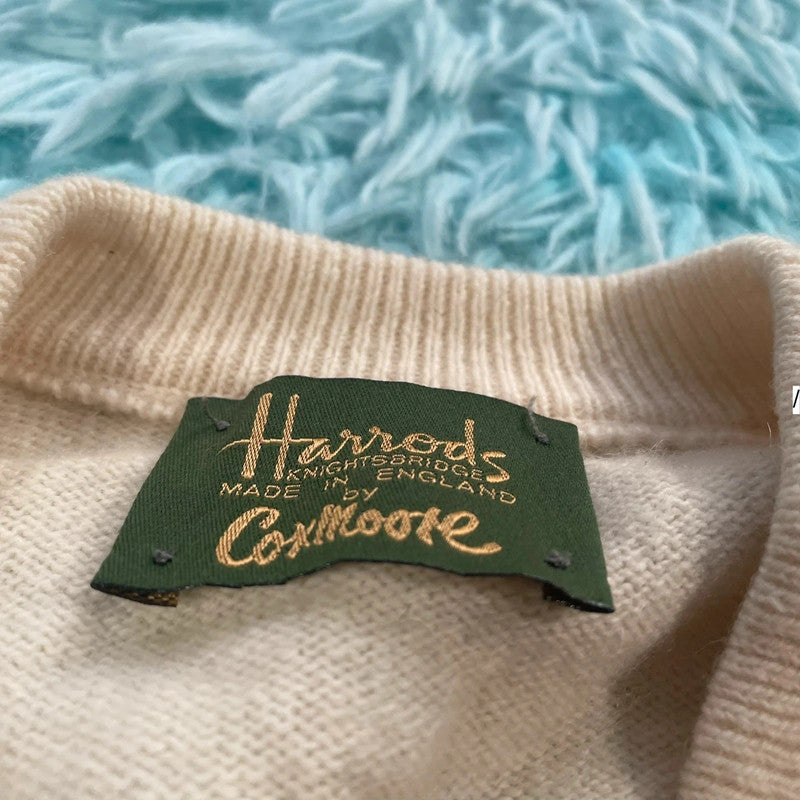 Vintage Cream Harrods Knitted Jumper V Neck - La