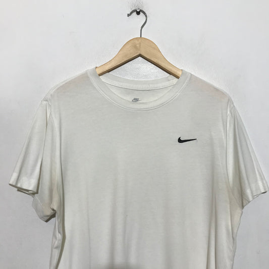 Vintage White Nike T Shirt - Medium