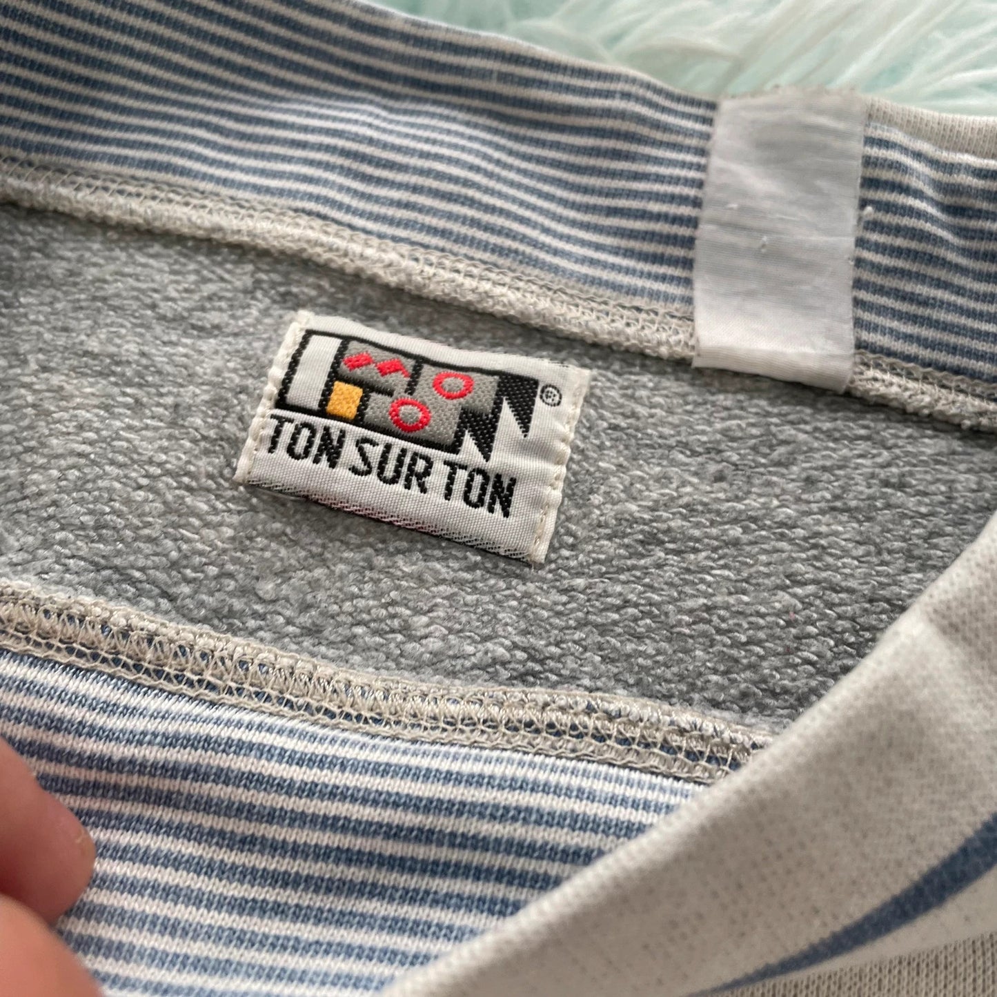 Vintage 90s White Striped Sweatshirt - Large