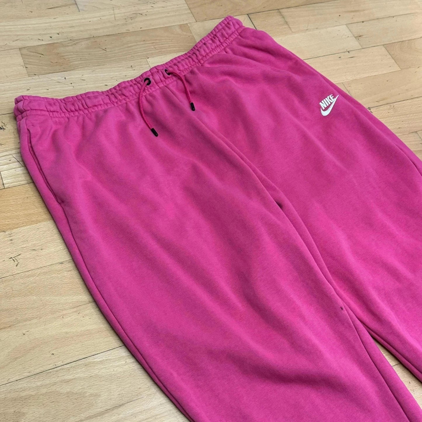 Pink Nike Jogging Bottoms - XL