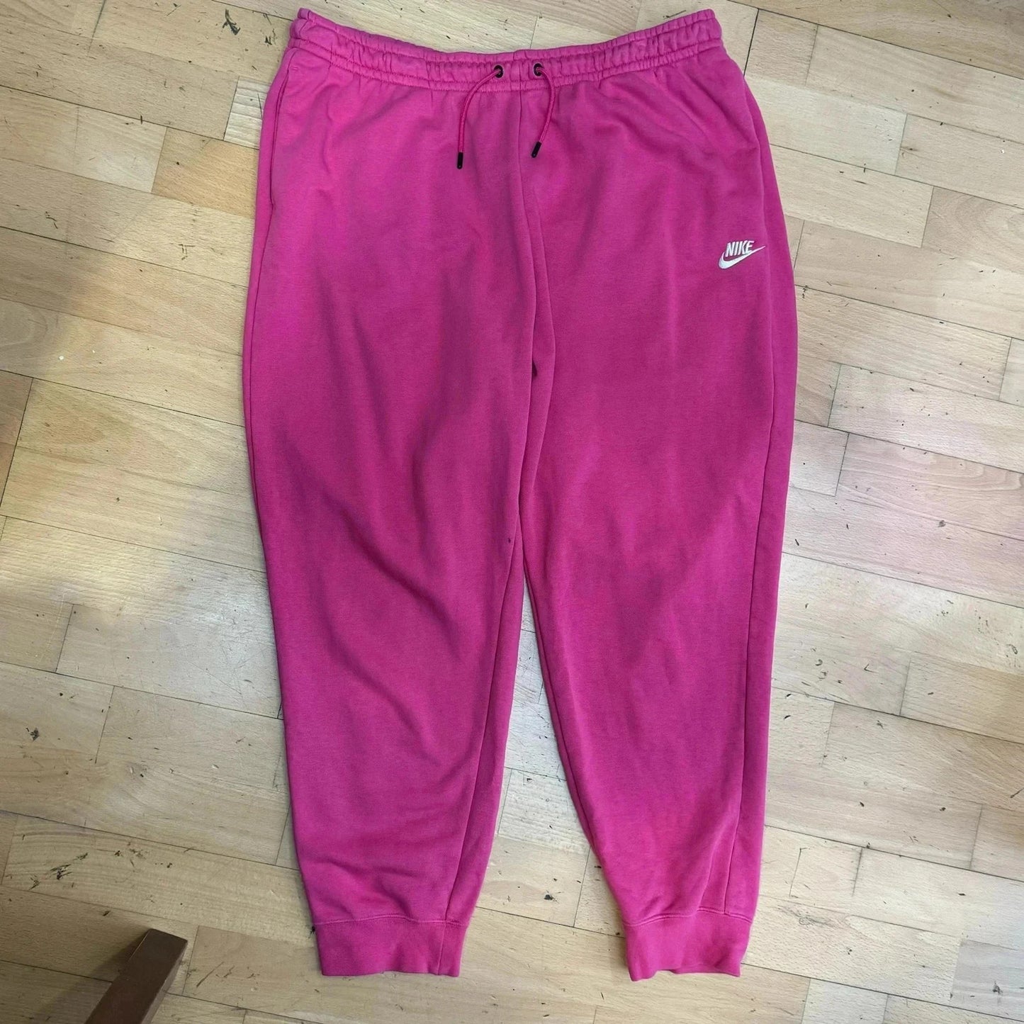 Pink Nike Jogging Bottoms - XL