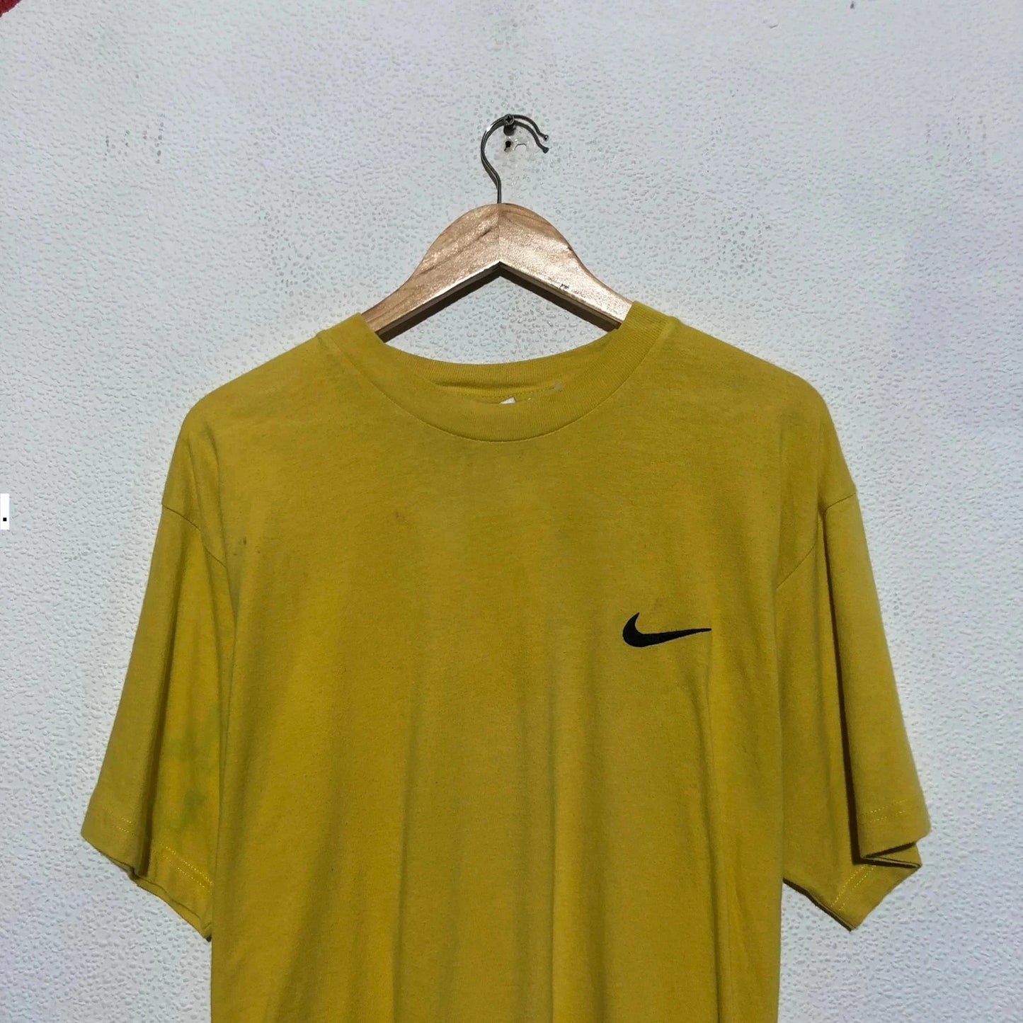 Vintage 90s Yellow Nike T Shirt - Medium