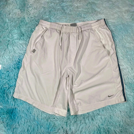 Vintage 00s White Nike Running Shorts - Large