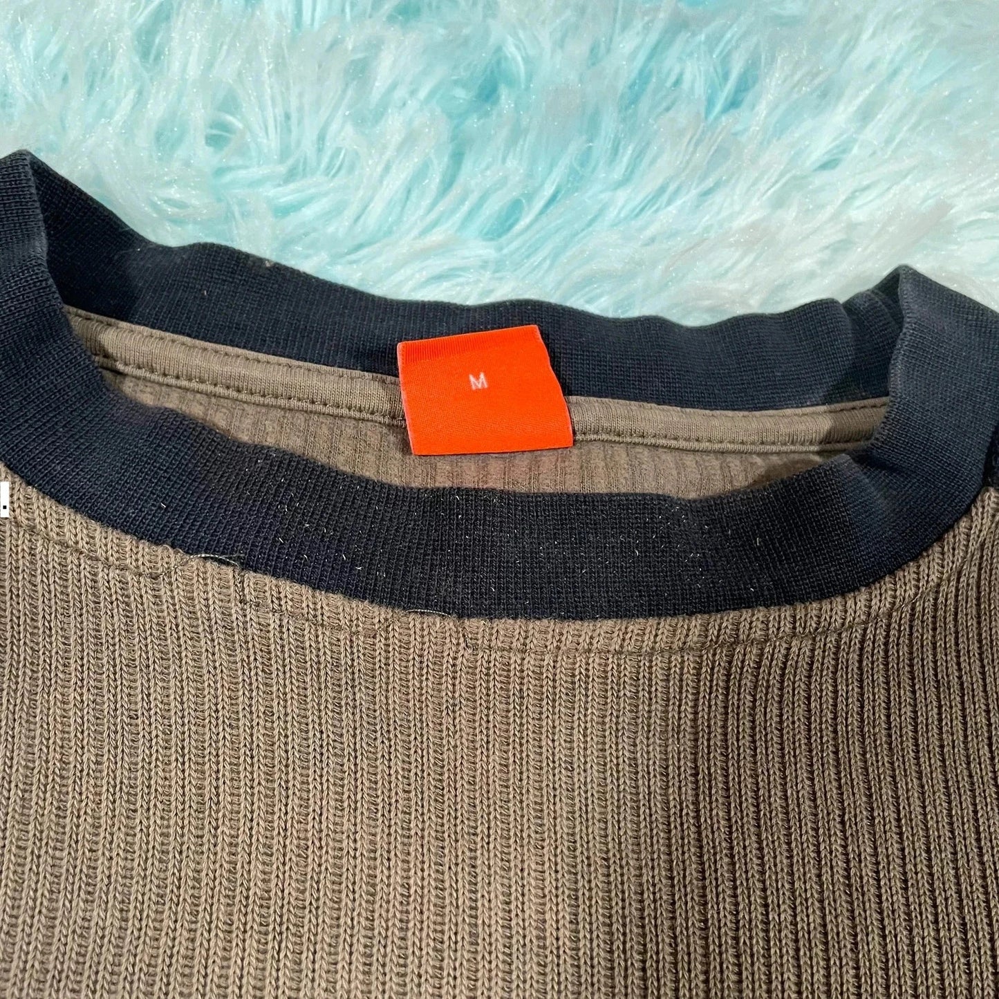 Vintage 00s Brown Hugo Boss Sweatshirt Spellout - Medium