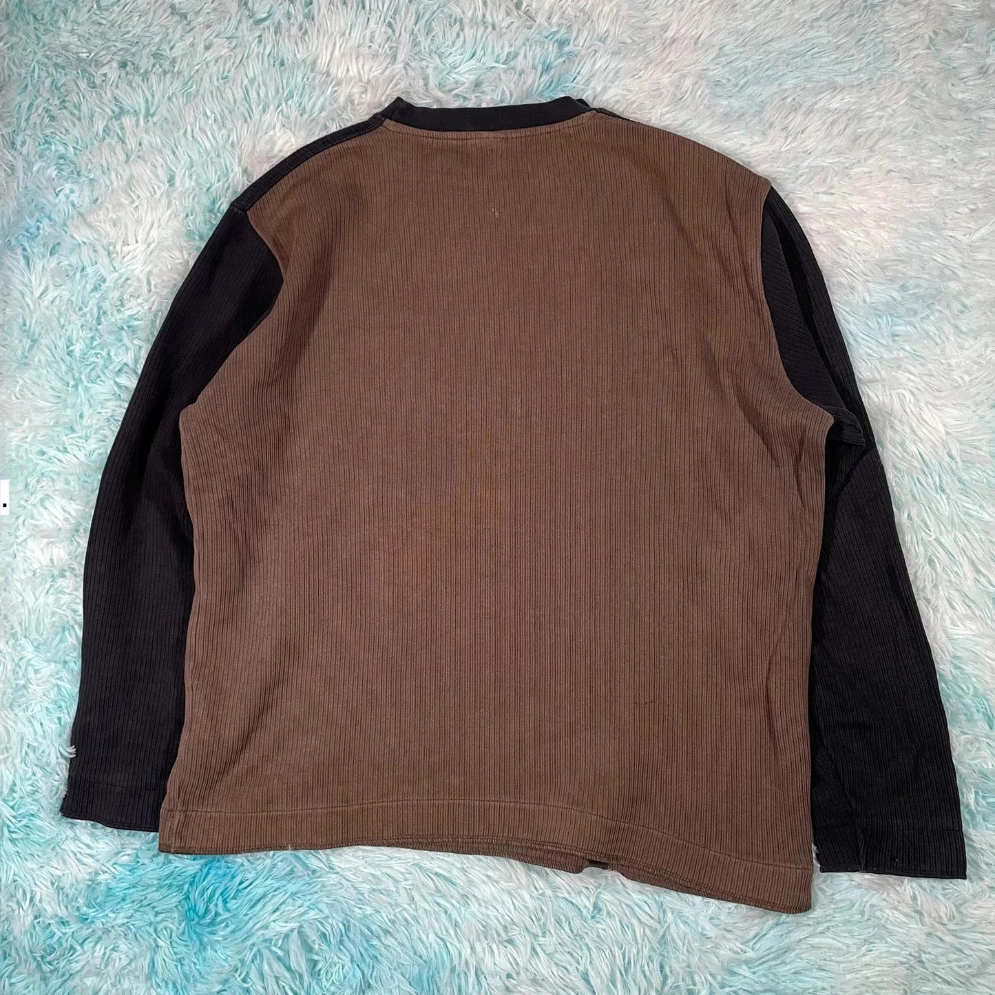 Vintage 00s Brown Hugo Boss Sweatshirt Spellout - Medium