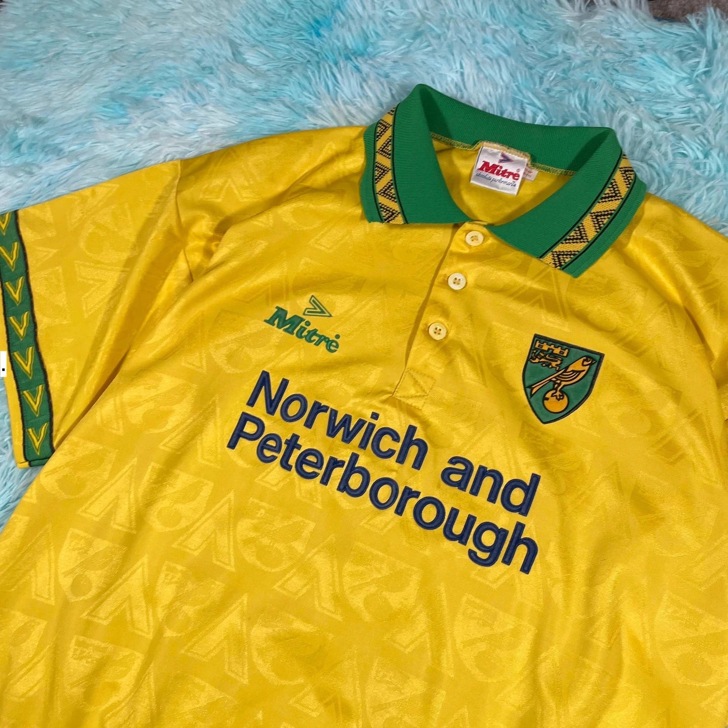 Vintage 1994-96 Norwich Shirt Mitre Football Kit - Large