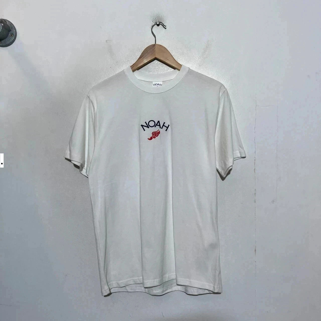 White Noah T Shirt Spellout - Small