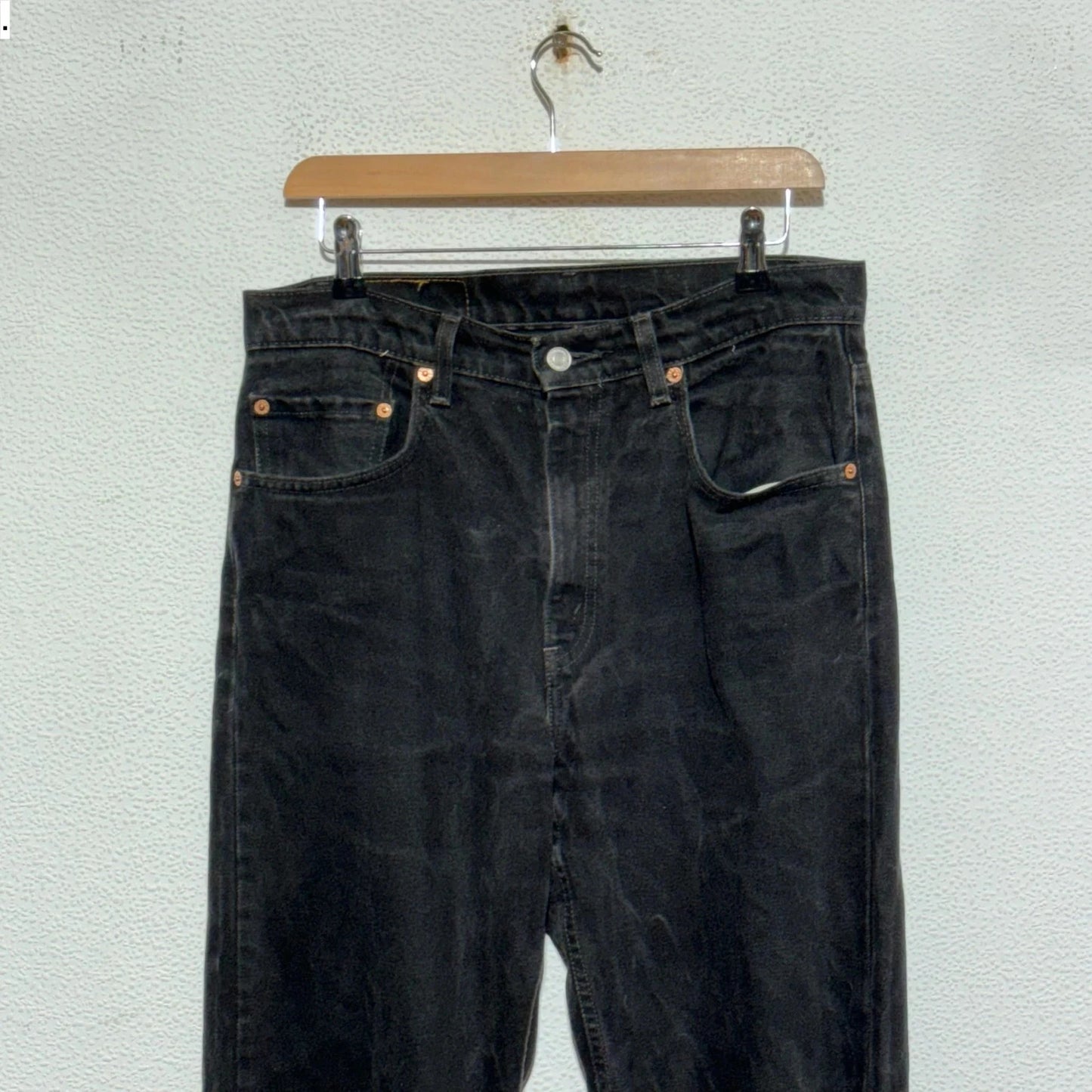 Vintage 90s Black Levi’s 505 Jeans Straight Baggy - W33 L32