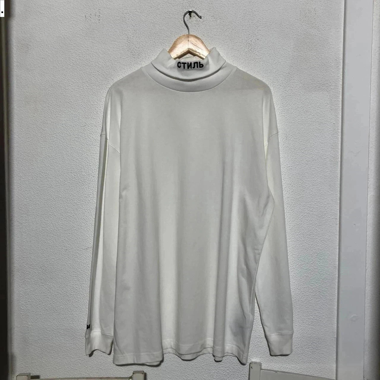 Vintage White Heron Preston Mock Neck T Shirt - Large