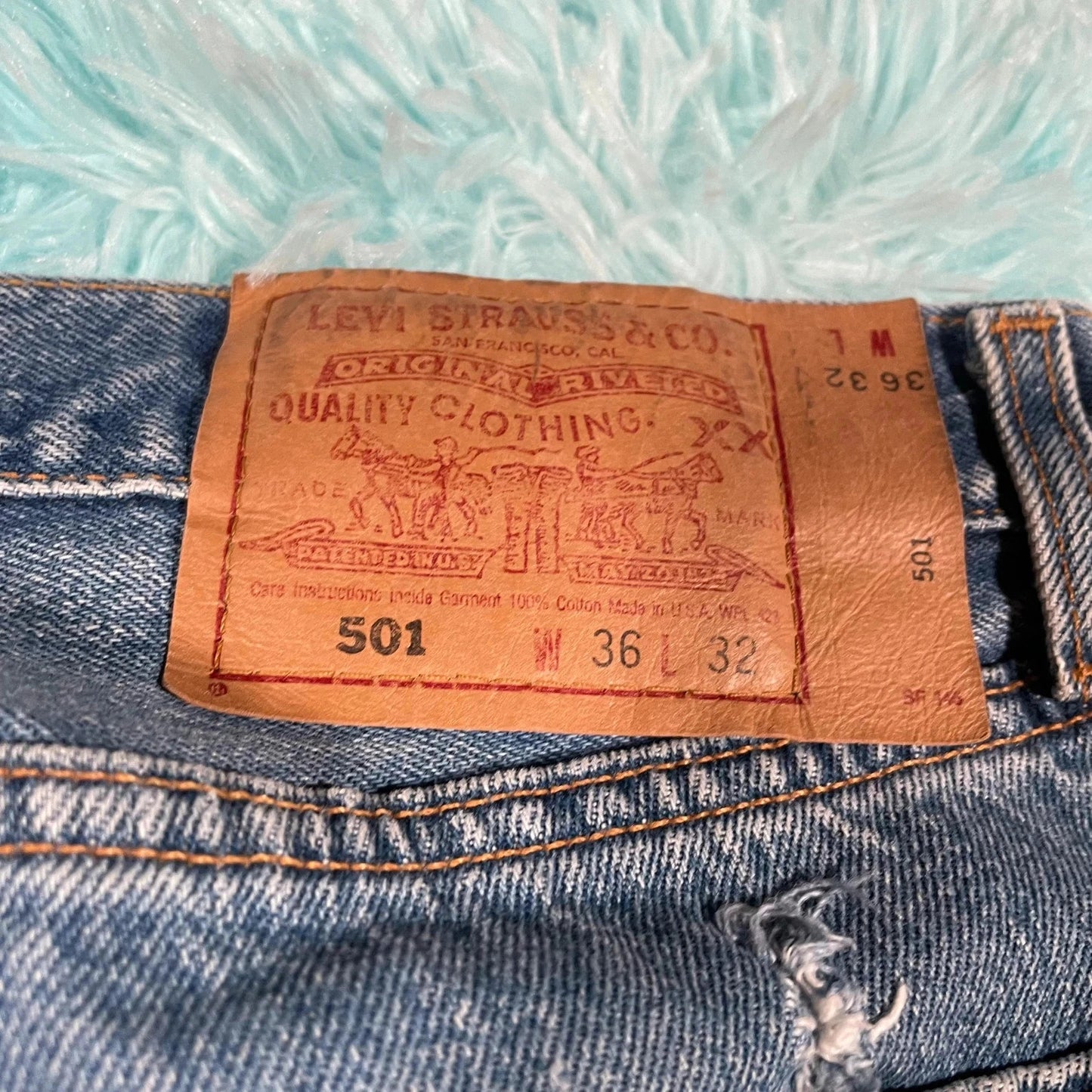 Vintage 90s Blue Levi’s 501 Jeans Straight Leg - W36 L32