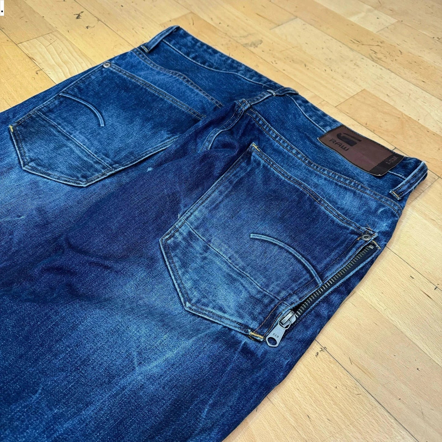 Blue G-Star Jeans Tapered Straight Leg - 33W 34L