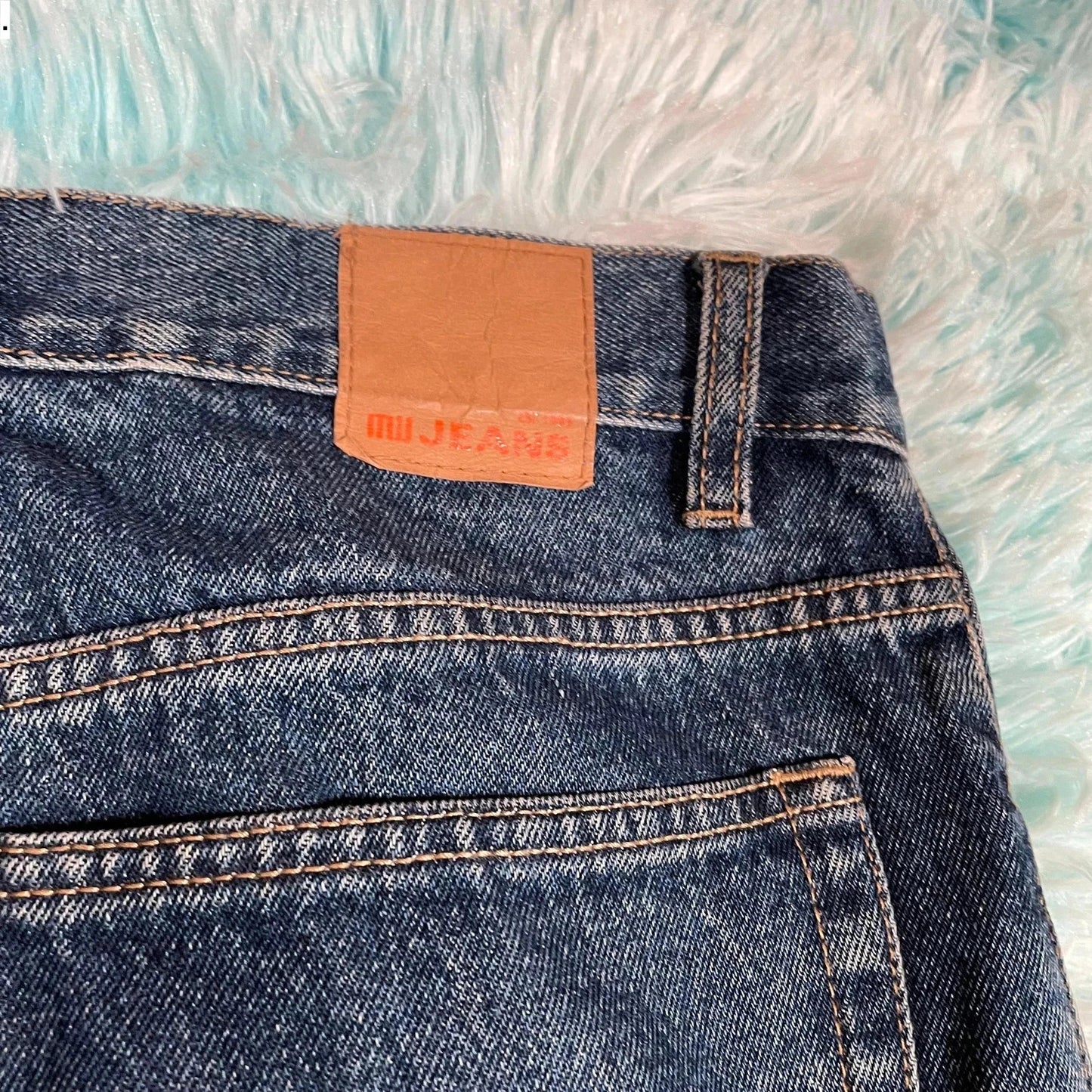 Vintage 00s MW Jeans Straight Leg - 34W 31L