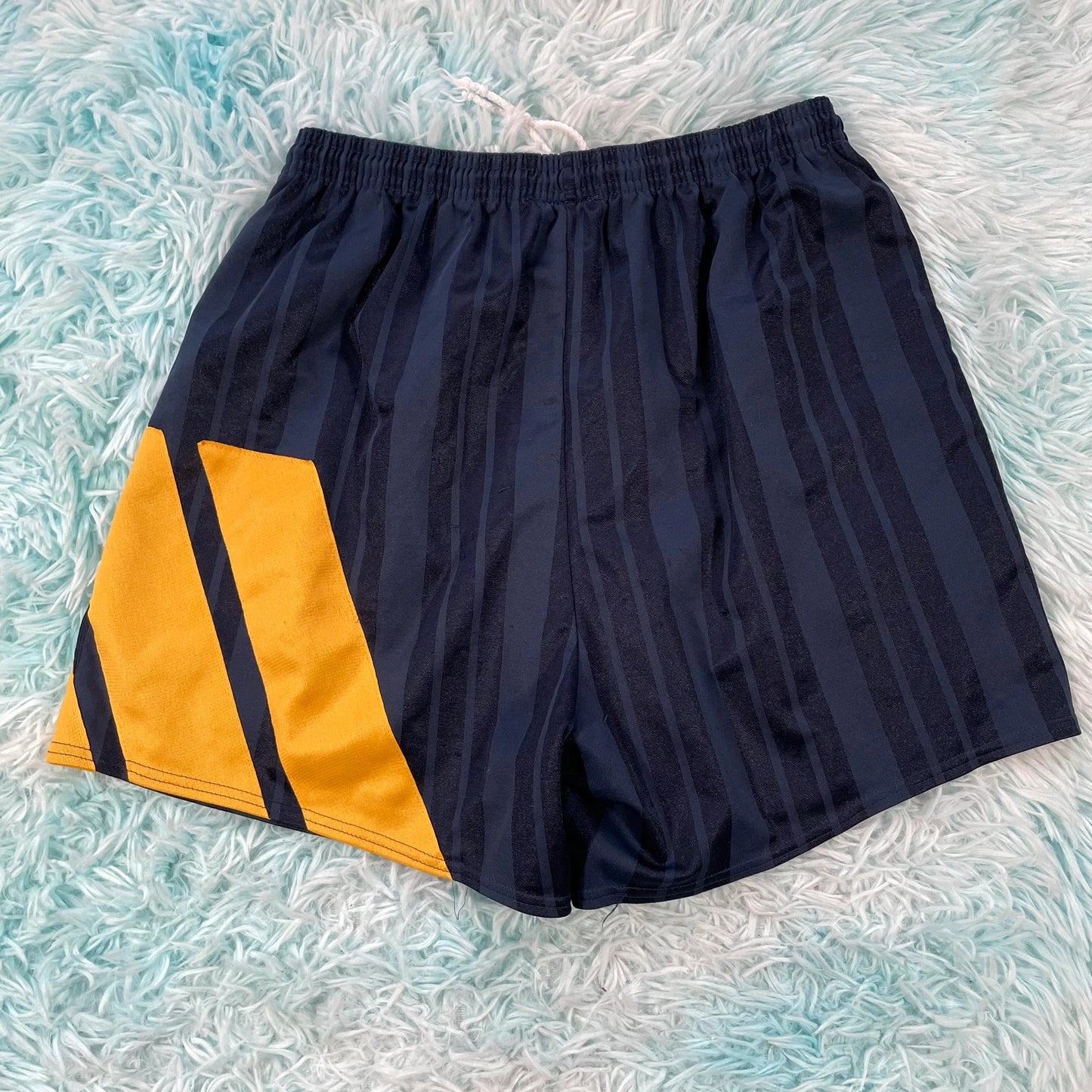 Vintage 90s Arsenal Shorts Adidas - XL
