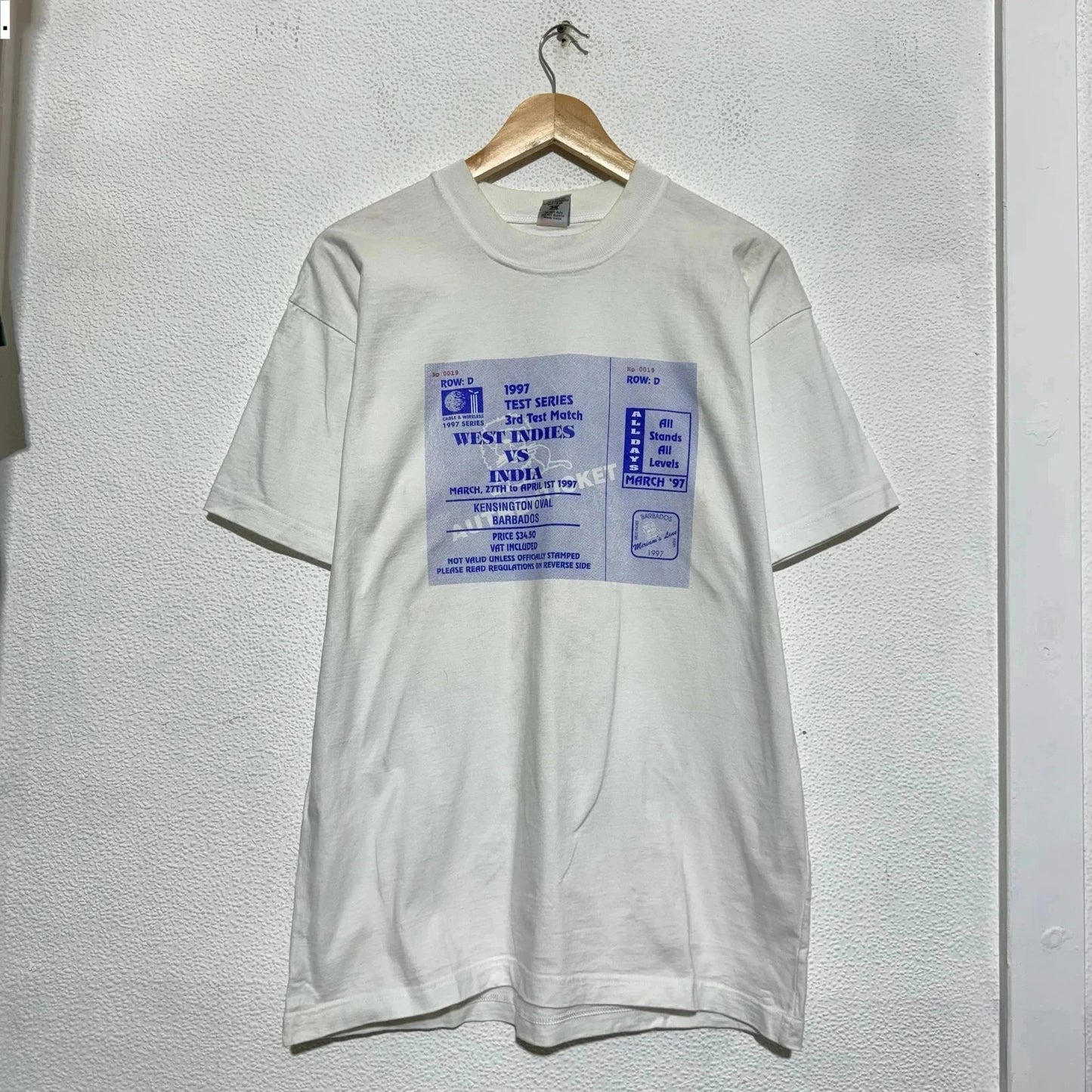 Vintage 1997 England Cricket T Shirt - Large