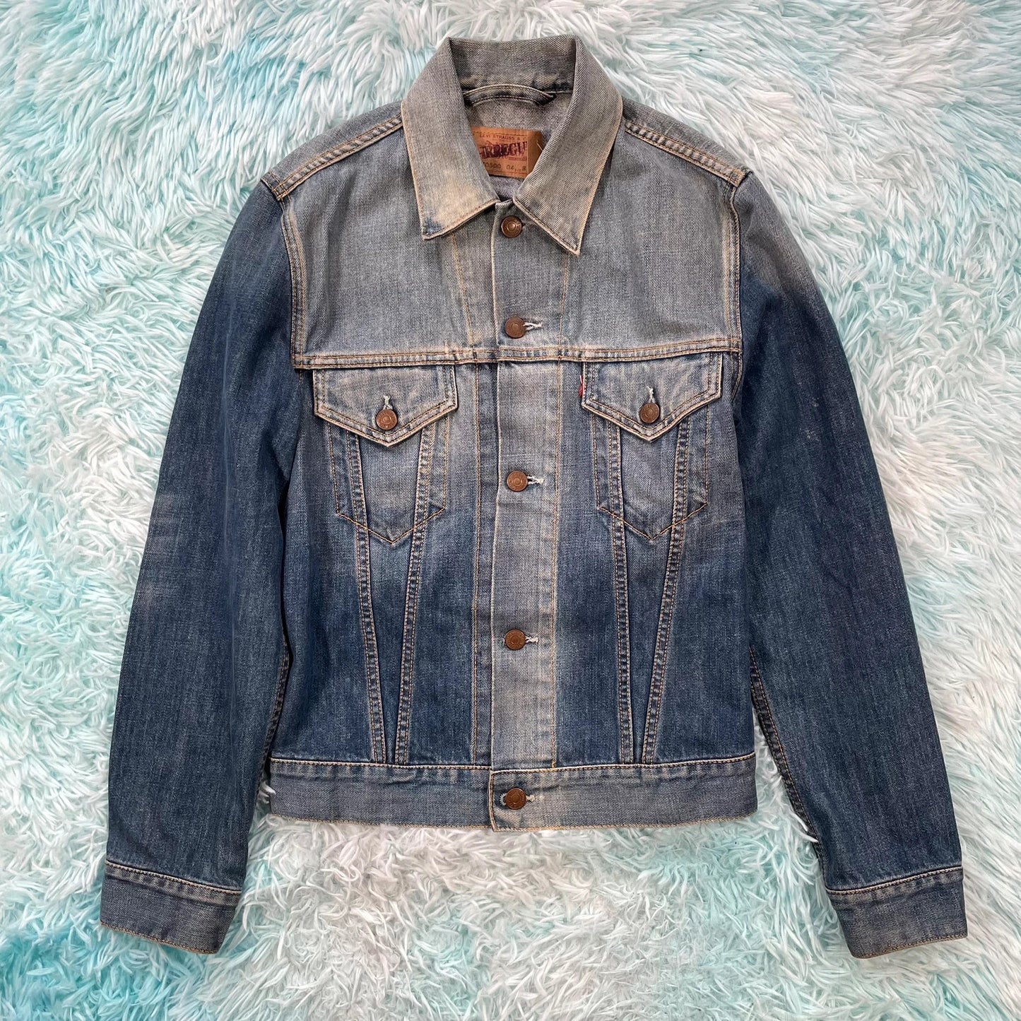 Vintage 00s Levi’s Jacket Irregular Faded - Small