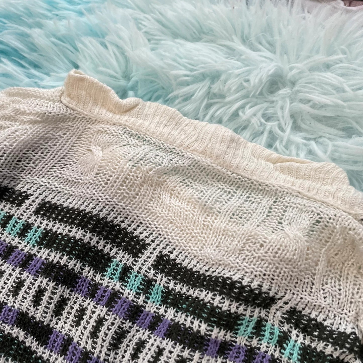 Vintage 90s Funky Patterned Knitted Jumper - Large