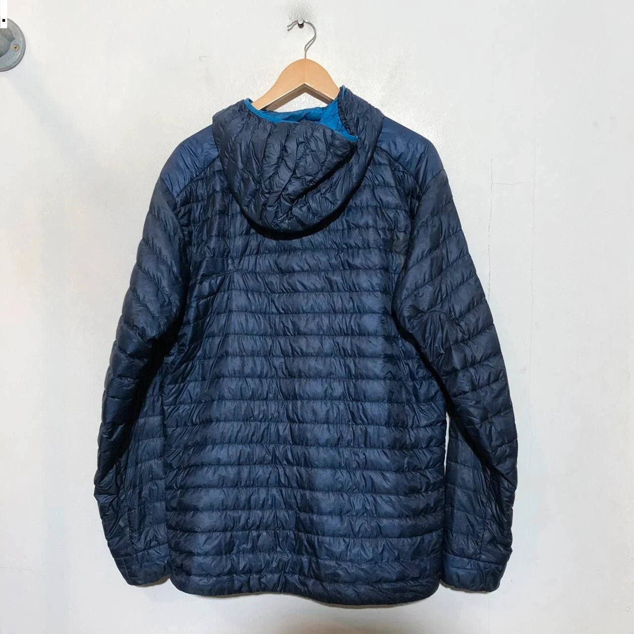 Navy Arc’teryx Puffer Jacket Coat Cerium SL Hoody - Large