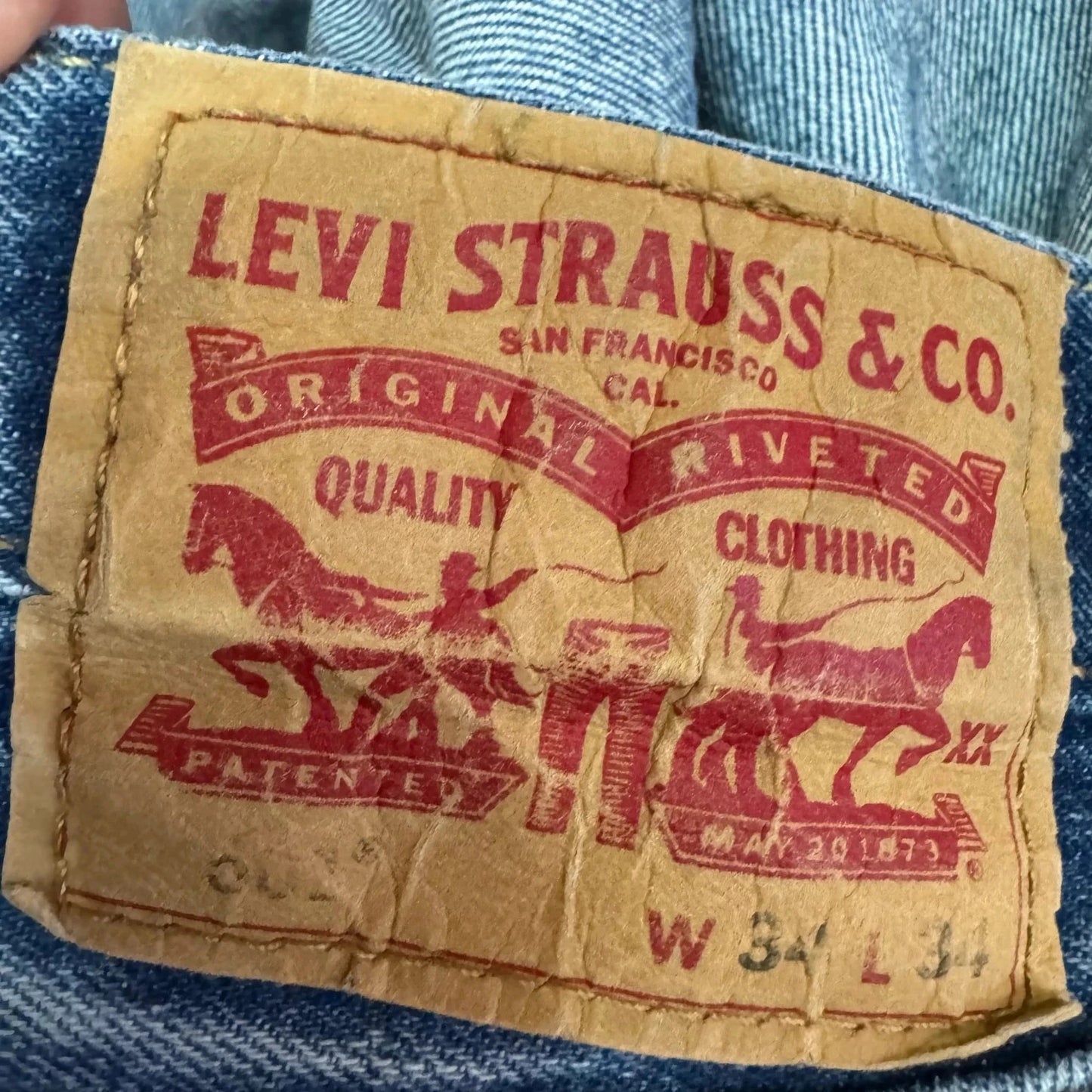 Vintage 90s Levi’s 501 Jeans Straight Leg - 34W 34L