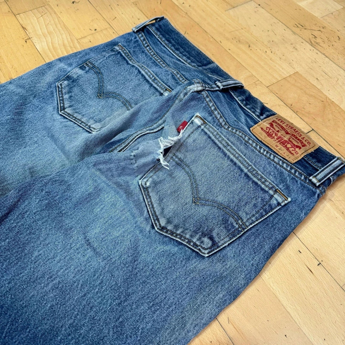 Vintage 90s Levi’s 501 Jeans Straight Leg - 34W 34L