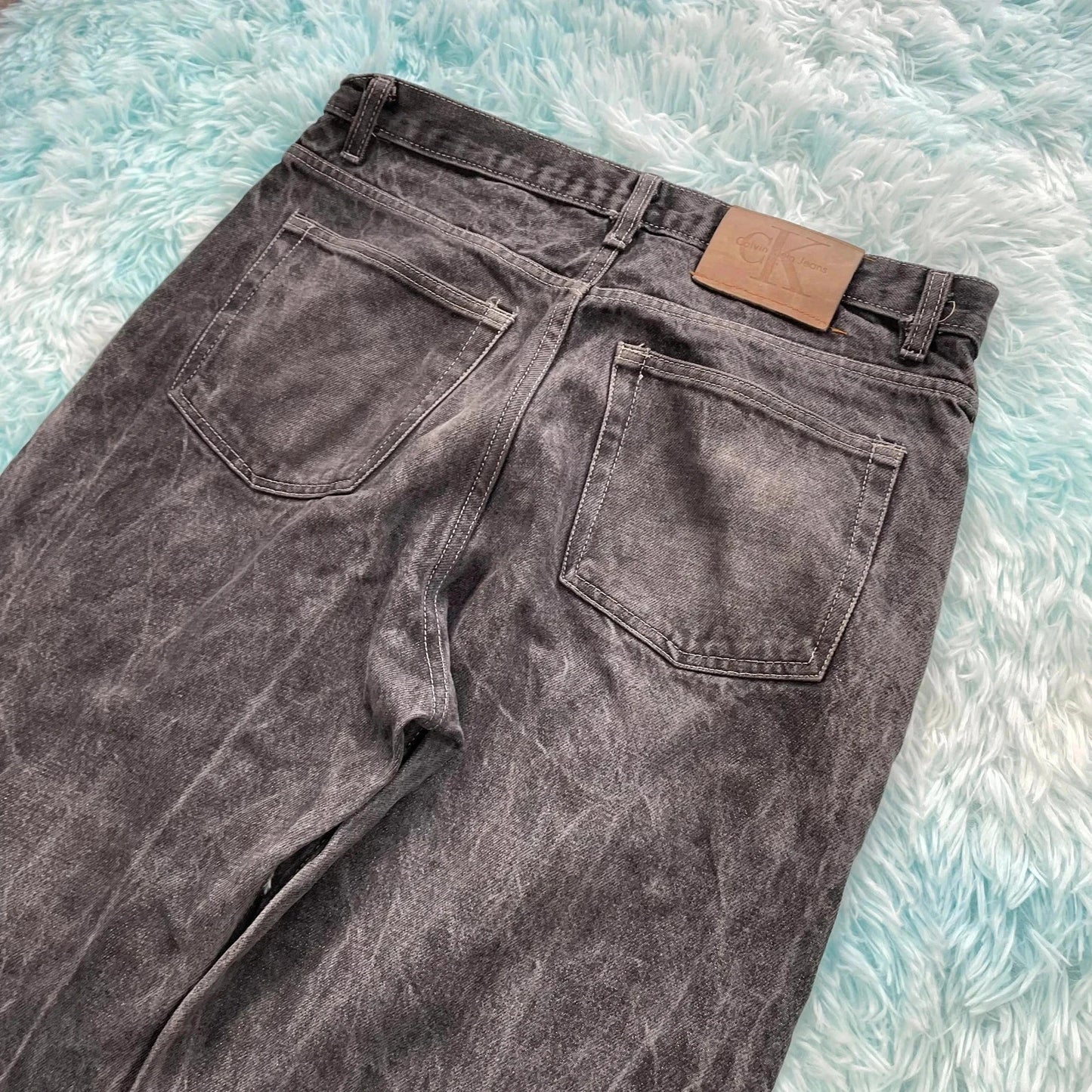 Vintage Black Calvin Klein Jeans Faded Straight Leg - 34W 3