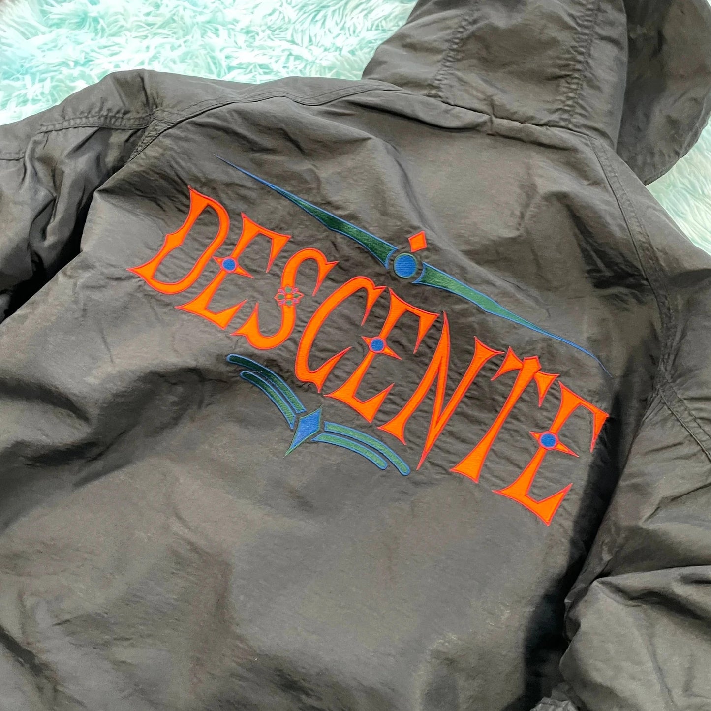 Vintage 90s Black Descente Fleeced Jacket - XL