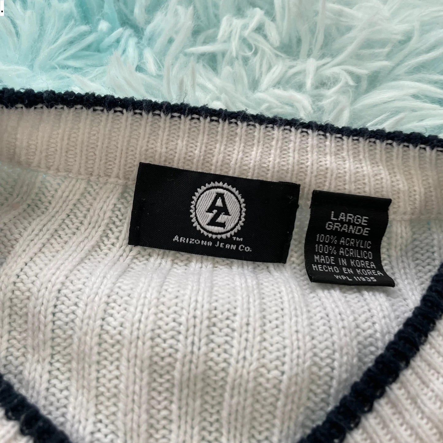 Vintage 90s White Knitted Jumper - Large