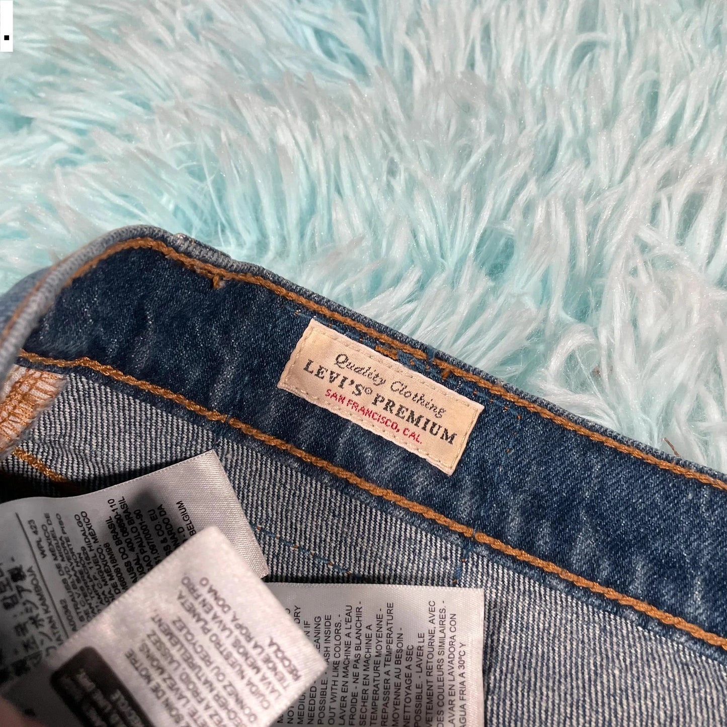 Blue Levi’s Jean Shorts Jorts - 32W