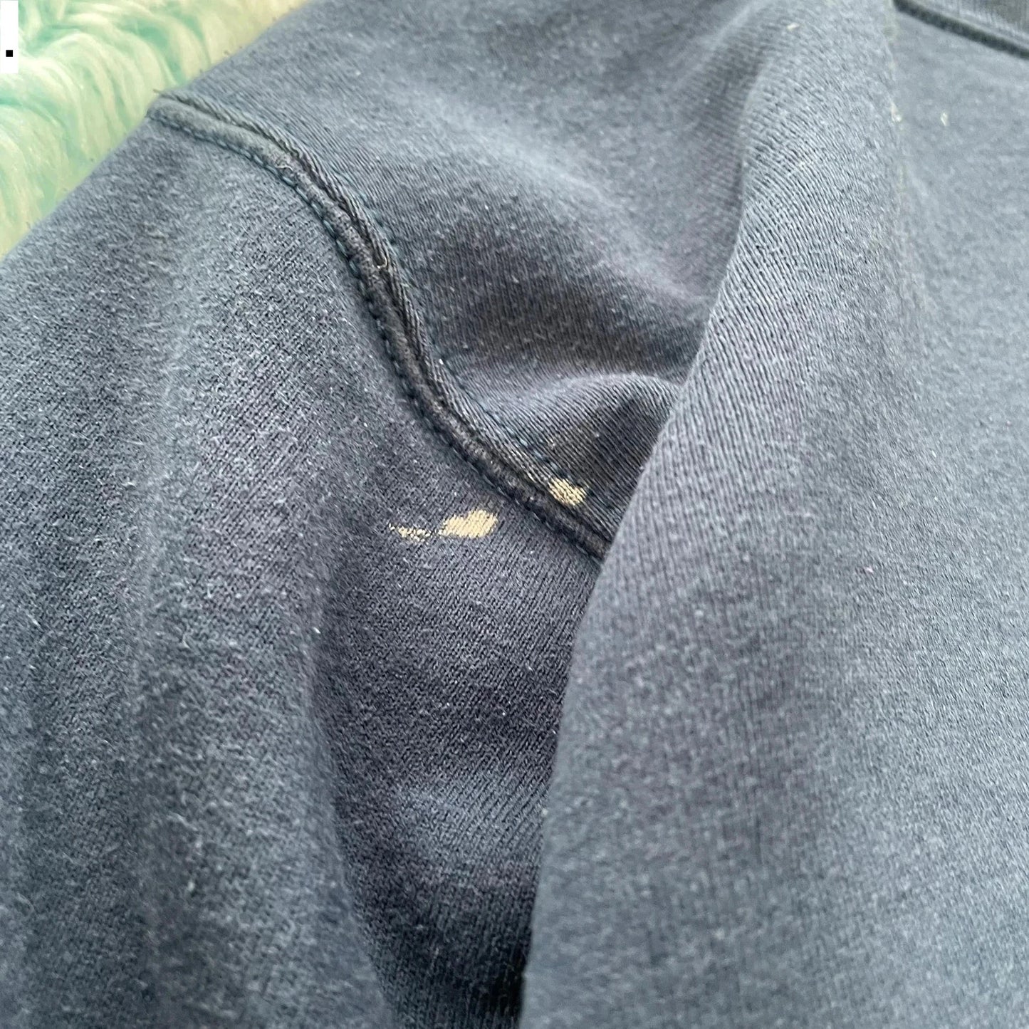 Vintage 2001 Navy Ski Graphic Sweatshirt - Large