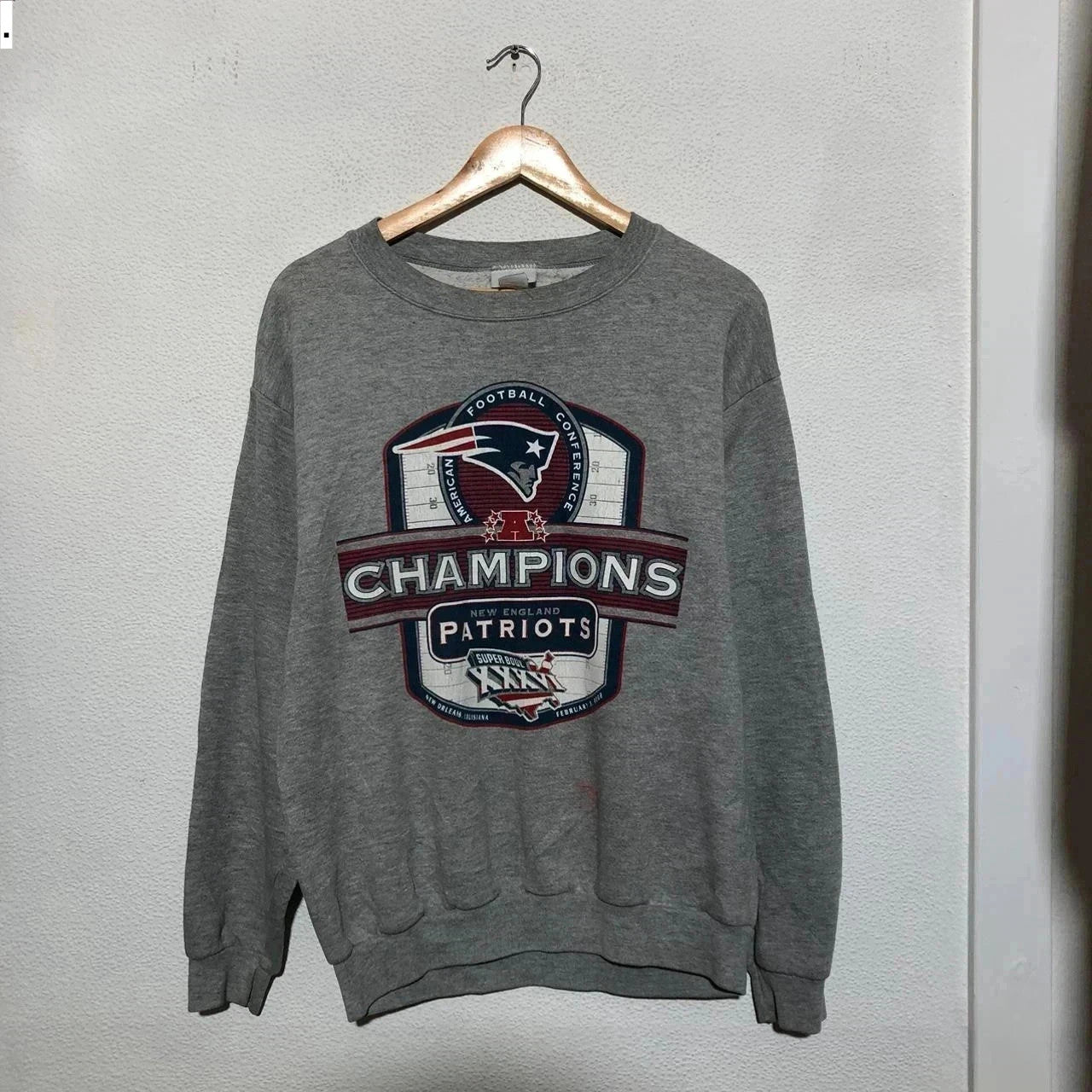 Vintage Grey New England Patriots Sweatshirt - Large