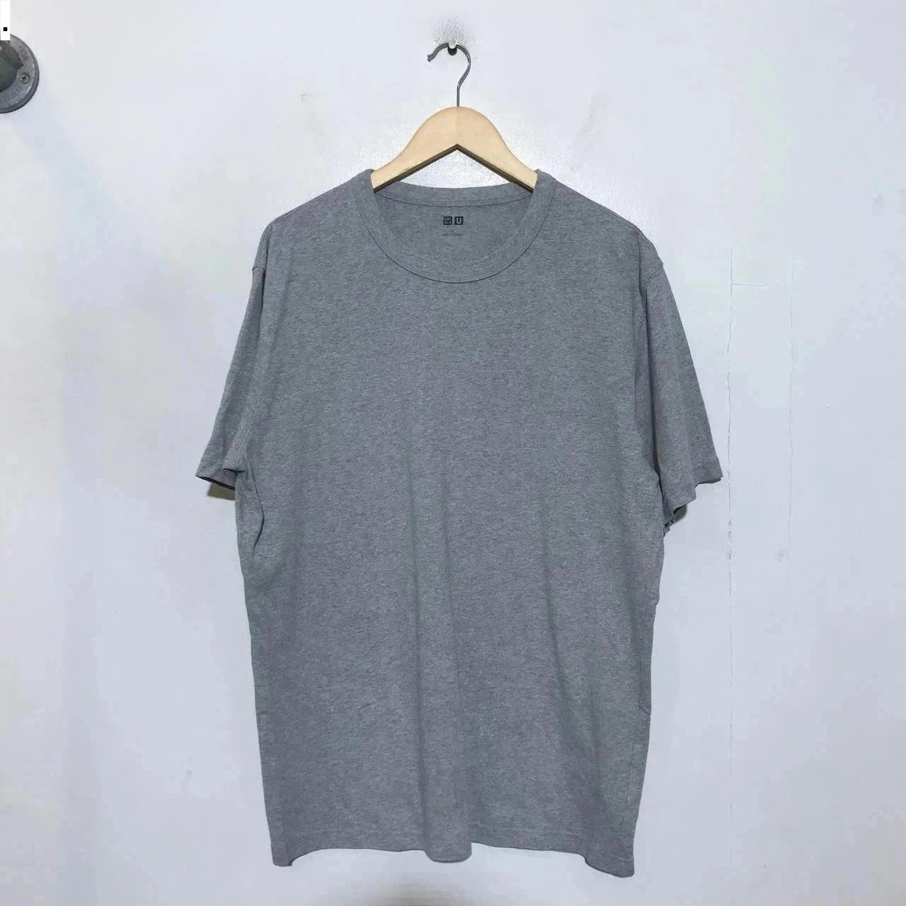 Grey Uniqlo Blank T Shirt Airism - Large